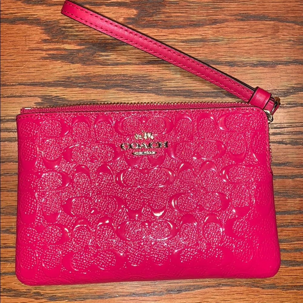 NEW Coach Leather Wristlet